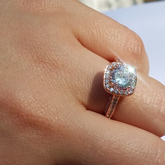 Rose Gold Round Brilliant Cut Halo Engagement Ring - Picture 4 of 8